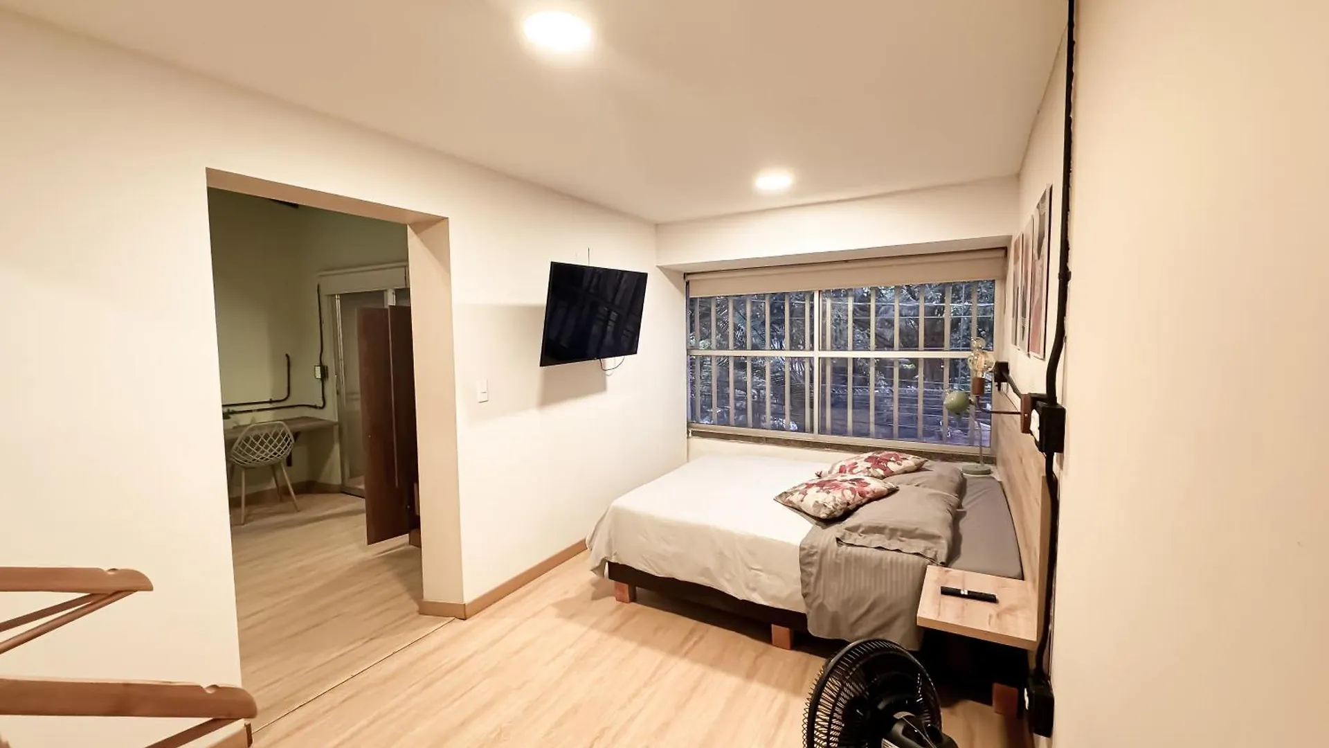 Apartment Arrendamiento Nuevo Apartamento Con Balcon By Roots Rentals Nid202 Medellin Colombia
